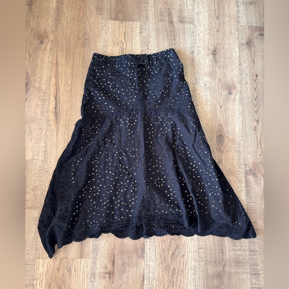 JON black eyelet cotton skirt cream lining size 4